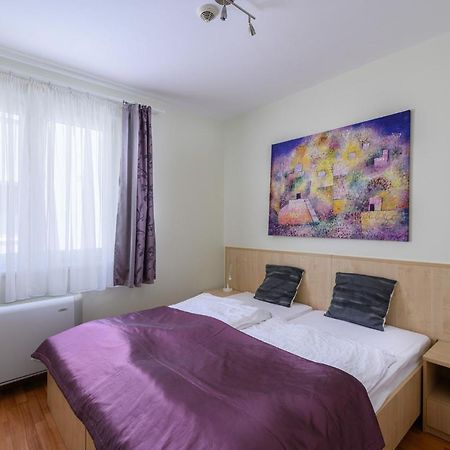 Mirage Wellness Apartman Hajduszoboszlo Bagian luar foto