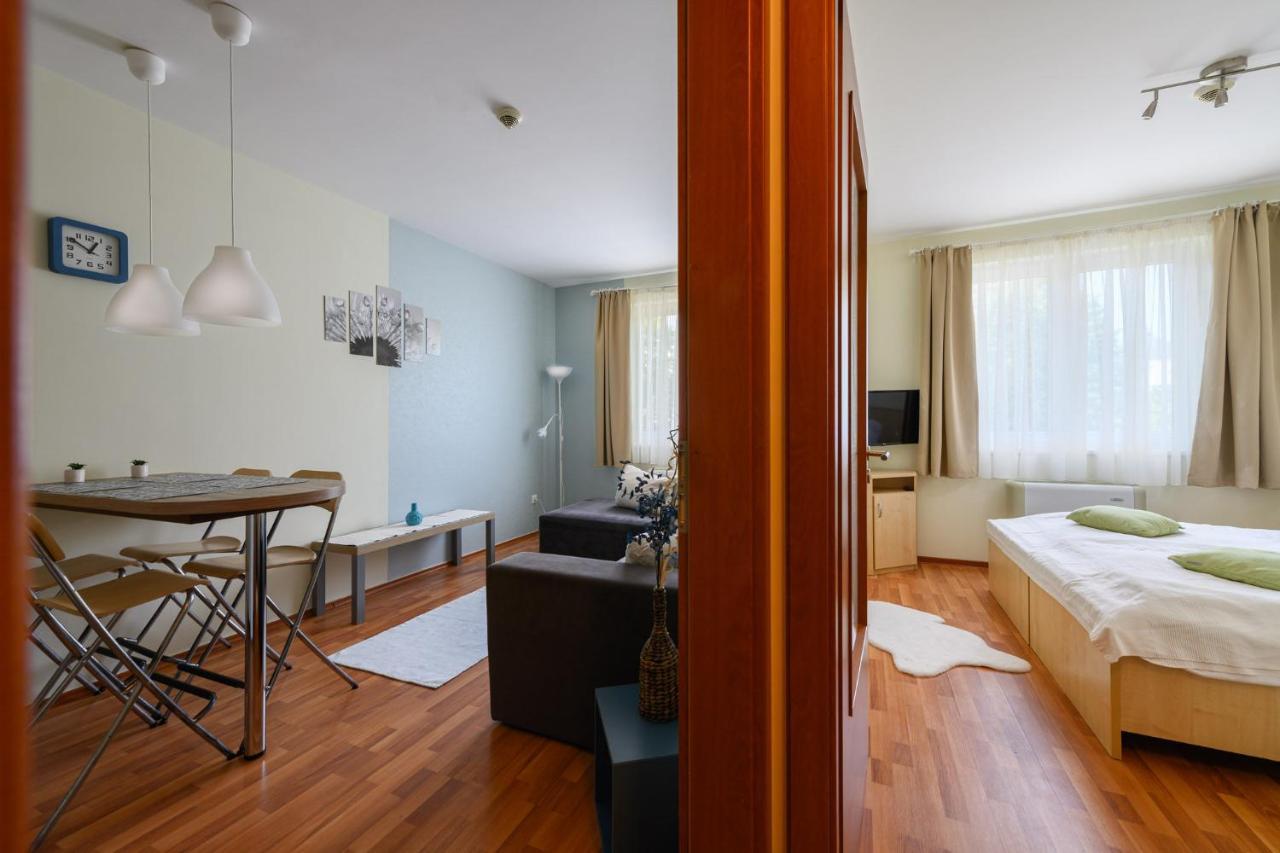 Mirage Wellness Apartman Hajduszoboszlo Bagian luar foto