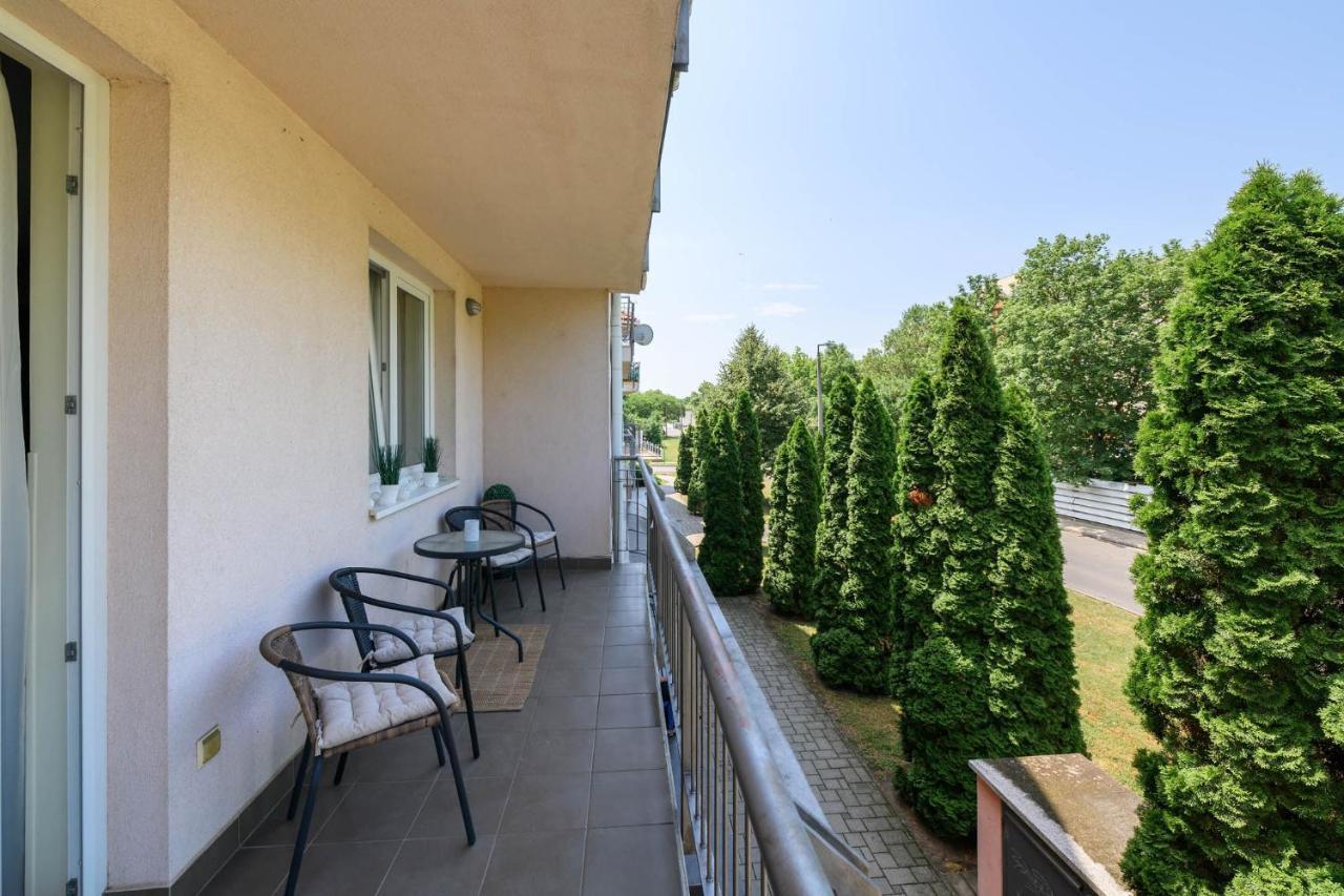 Mirage Wellness Apartman Hajduszoboszlo Bagian luar foto